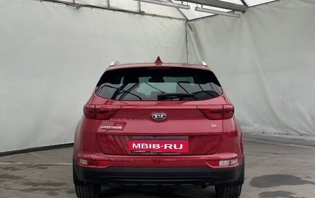 KIA Sportage IV рестайлинг, 2018 год, 1 870 000 рублей, 6 фотография