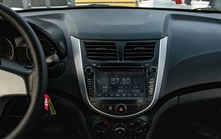 Hyundai Solaris II рестайлинг, 2016 год, 999 000 рублей, 7 фотография