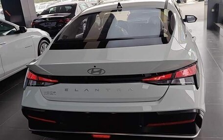 Hyundai Elantra, 2025 год, 1 780 000 рублей, 5 фотография