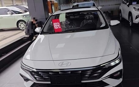 Hyundai Elantra, 2025 год, 1 780 000 рублей, 2 фотография