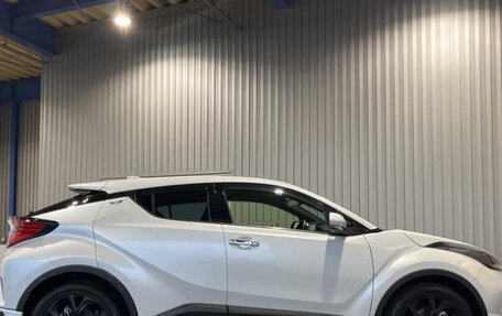 Toyota C-HR I рестайлинг, 2021 год, 1 905 000 рублей, 3 фотография