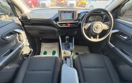 Toyota Raize I, 2022 год, 1 185 000 рублей, 5 фотография