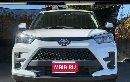 Toyota Raize I, 2022 год, 1 185 000 рублей, 2 фотография