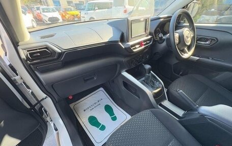 Toyota Raize I, 2022 год, 1 185 000 рублей, 14 фотография