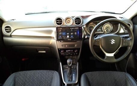 Suzuki Escudo IV, 2022 год, 1 210 000 рублей, 6 фотография