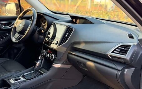 Subaru Forester, 2021 год, 3 270 000 рублей, 10 фотография