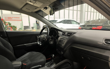 KIA Rio III рестайлинг, 2015 год, 890 000 рублей, 11 фотография