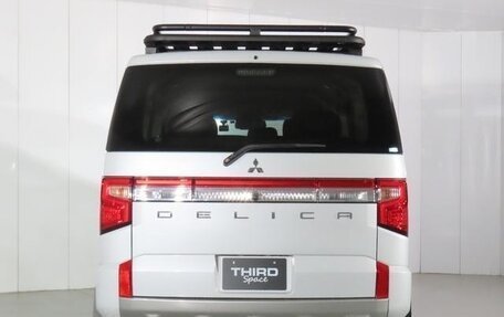 Mitsubishi Delica D:5 I, 2023 год, 2 979 000 рублей, 6 фотография