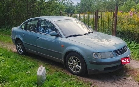 Volkswagen Passat B5+ рестайлинг, 1998 год, 305 000 рублей, 1 фотография