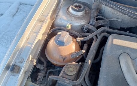 Volkswagen Jetta IV, 2001 год, 310 000 рублей, 6 фотография