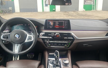 BMW 5 серия, 2019 год, 5 900 000 рублей, 9 фотография