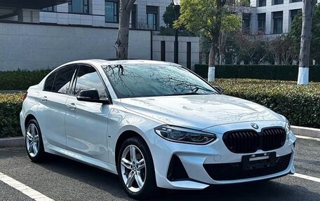 BMW 1 серия, 2021 год, 1 760 000 рублей, 3 фотография