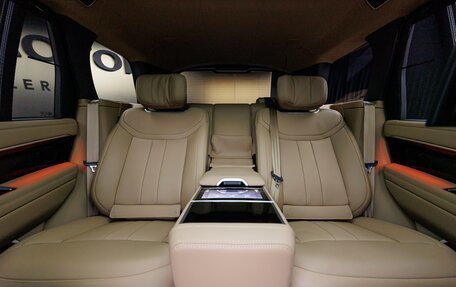 Land Rover Range Rover IV рестайлинг, 2025 год, 26 500 000 рублей, 39 фотография