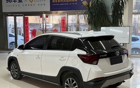 Toyota Yaris XP150 рестайлинг, 2022 год, 1 399 000 рублей, 4 фотография