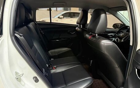 Toyota Yaris XP150 рестайлинг, 2022 год, 1 399 000 рублей, 15 фотография