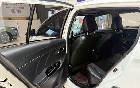 Toyota Yaris XP150 рестайлинг, 2022 год, 1 399 000 рублей, 13 фотография