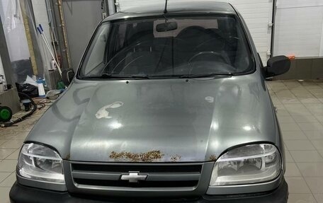 Chevrolet Niva I рестайлинг, 2005 год, 150 000 рублей, 1 фотография