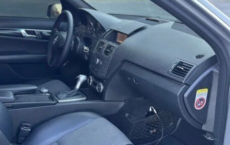 Mercedes-Benz C-Класс, 2009 год, 1 180 000 рублей, 15 фотография