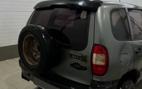 Chevrolet Niva I рестайлинг, 2005 год, 150 000 рублей, 6 фотография