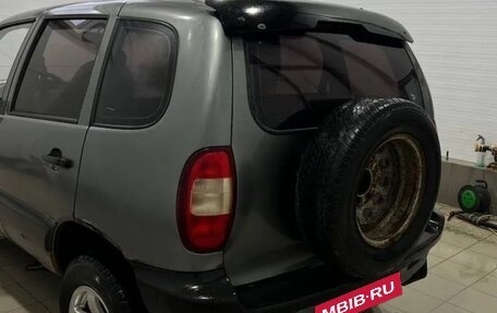 Chevrolet Niva I рестайлинг, 2005 год, 150 000 рублей, 5 фотография