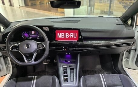 Volkswagen Golf VIII, 2021 год, 1 890 000 рублей, 5 фотография