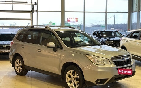 Subaru Forester, 2015 год, 1 709 000 рублей, 2 фотография