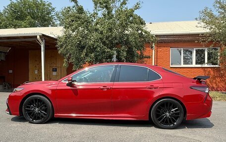 Toyota Camry, 2021 год, 3 600 000 рублей, 6 фотография