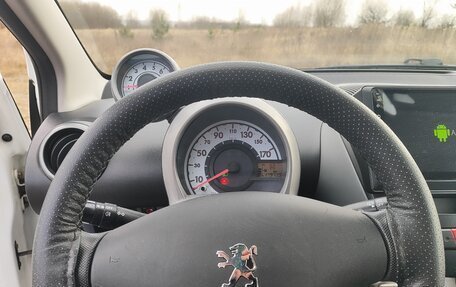 Peugeot 107 I рестайлинг, 2011 год, 450 000 рублей, 16 фотография