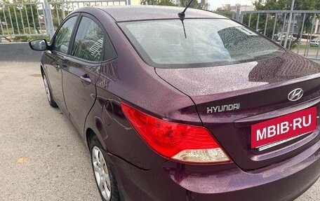 Hyundai Solaris II рестайлинг, 2012 год, 690 000 рублей, 12 фотография