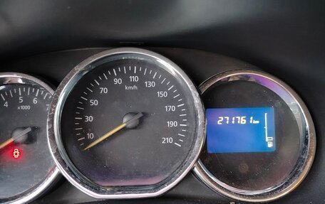 Renault Logan II, 2014 год, 655 000 рублей, 9 фотография