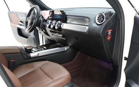 Mercedes-Benz GLB, 2022 год, 2 980 500 рублей, 7 фотография