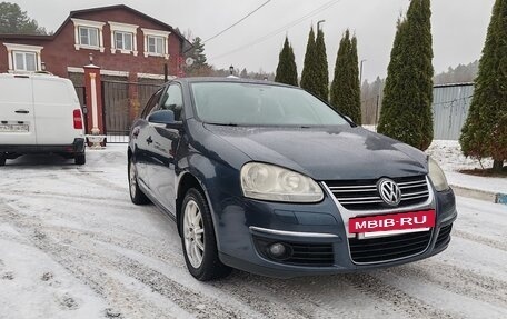 Volkswagen Jetta VI, 2008 год, 669 666 рублей, 2 фотография