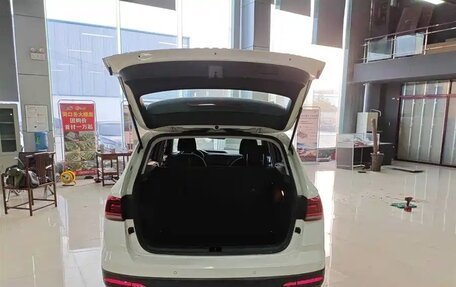 Volkswagen Tharu, 2022 год, 1 620 000 рублей, 7 фотография