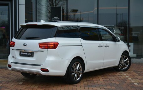 KIA Carnival III, 2018 год, 2 450 000 рублей, 5 фотография