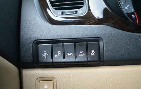 KIA Carnival III, 2018 год, 2 450 000 рублей, 26 фотография