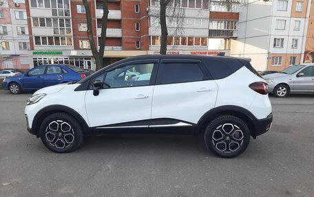 Renault Kaptur I рестайлинг, 2021 год, 1 880 000 рублей, 6 фотография