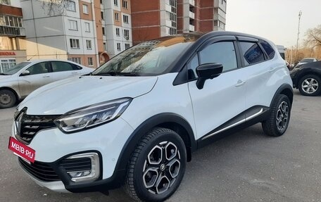 Renault Kaptur I рестайлинг, 2021 год, 1 880 000 рублей, 2 фотография