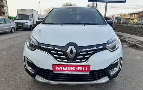 Renault Kaptur I рестайлинг, 2021 год, 1 880 000 рублей, 1 фотография