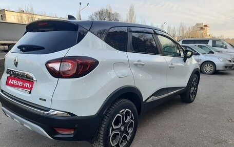 Renault Kaptur I рестайлинг, 2021 год, 1 880 000 рублей, 3 фотография