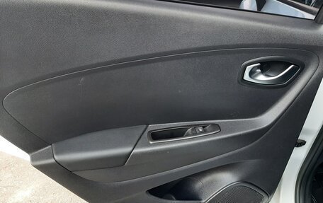 Renault Kaptur I рестайлинг, 2021 год, 1 880 000 рублей, 29 фотография