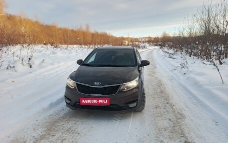KIA Rio III рестайлинг, 2015 год, 900 000 рублей, 1 фотография
