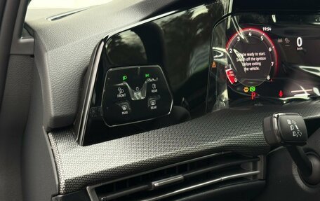 Volkswagen Golf VIII, 2025 год, 3 565 000 рублей, 21 фотография