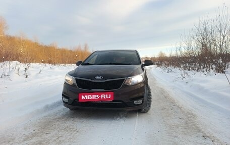 KIA Rio III рестайлинг, 2015 год, 900 000 рублей, 2 фотография