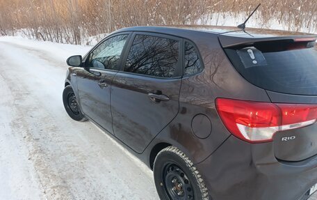 KIA Rio III рестайлинг, 2015 год, 900 000 рублей, 4 фотография