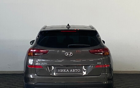 Hyundai Tucson III, 2019 год, 2 390 000 рублей, 6 фотография