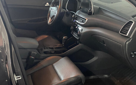 Hyundai Tucson III, 2019 год, 2 390 000 рублей, 12 фотография