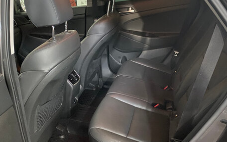 Hyundai Tucson III, 2019 год, 2 390 000 рублей, 13 фотография