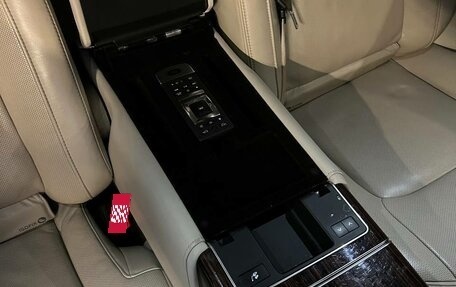 Land Rover Range Rover IV рестайлинг, 2018 год, 8 499 000 рублей, 13 фотография