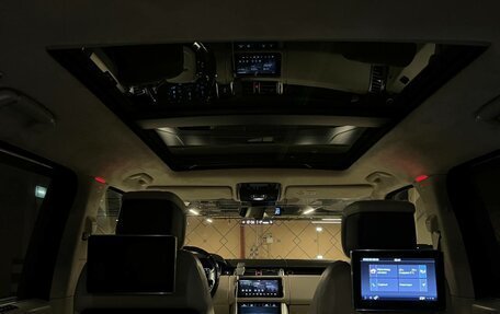 Land Rover Range Rover IV рестайлинг, 2018 год, 8 499 000 рублей, 15 фотография