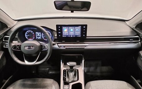 Geely Emgrand, 2023 год, 1 725 000 рублей, 5 фотография